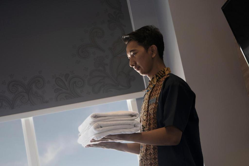 Hotel Batiqa Darmo - 3*